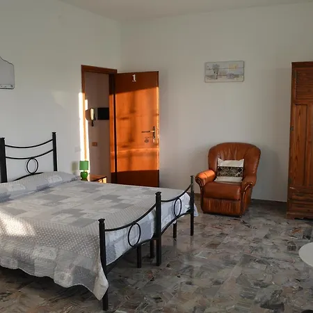 Il Giardino Del Gallo Bed & Breakfast