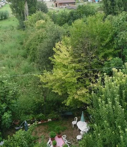 Il Giardino Del Gallo Bed & Breakfast 3*